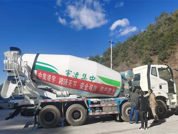 “罐”軍品質 載譽前行 | 凌宇國六法規版攪拌車巡展西南，掀起冬日風潮